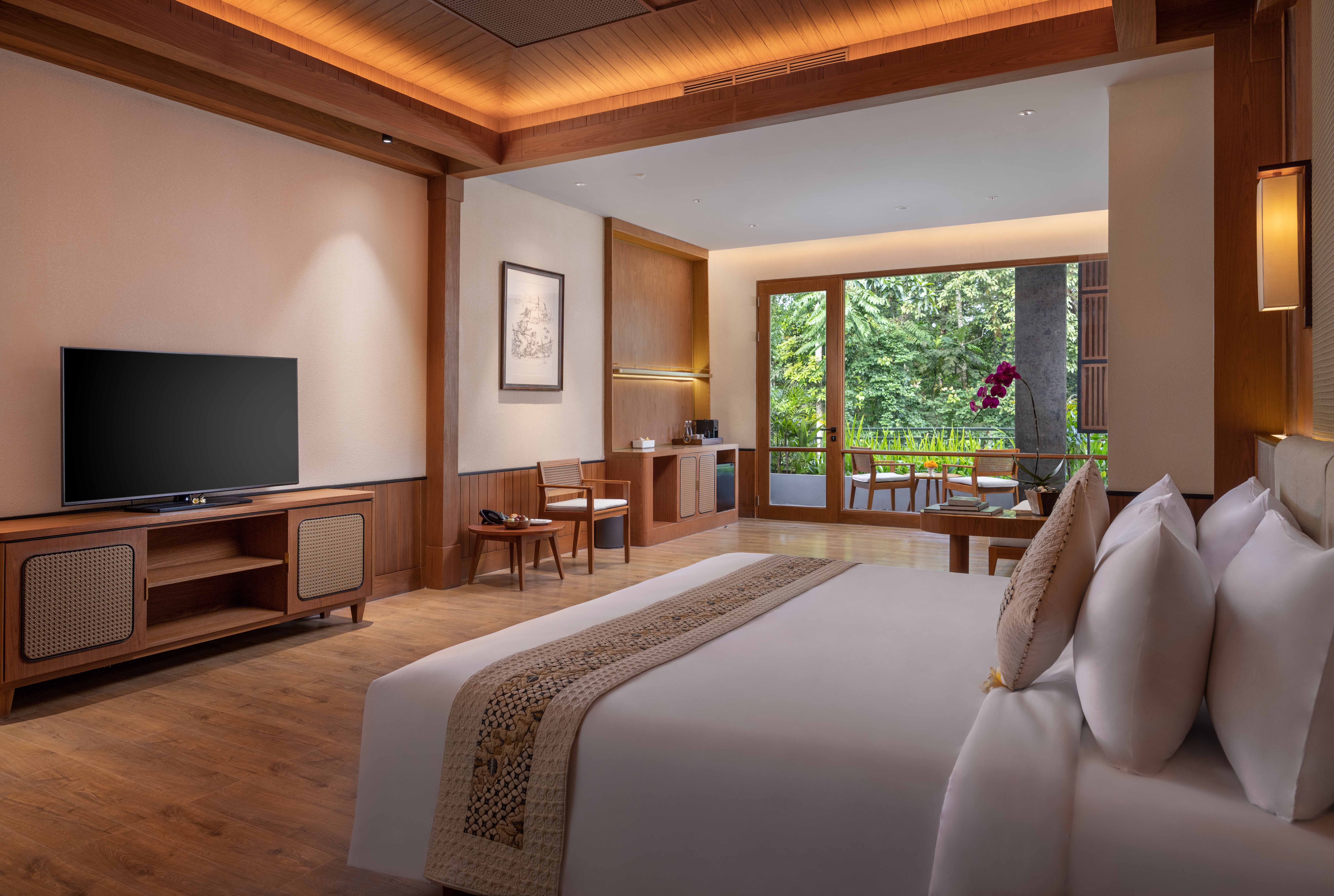 Suite With Jungle View