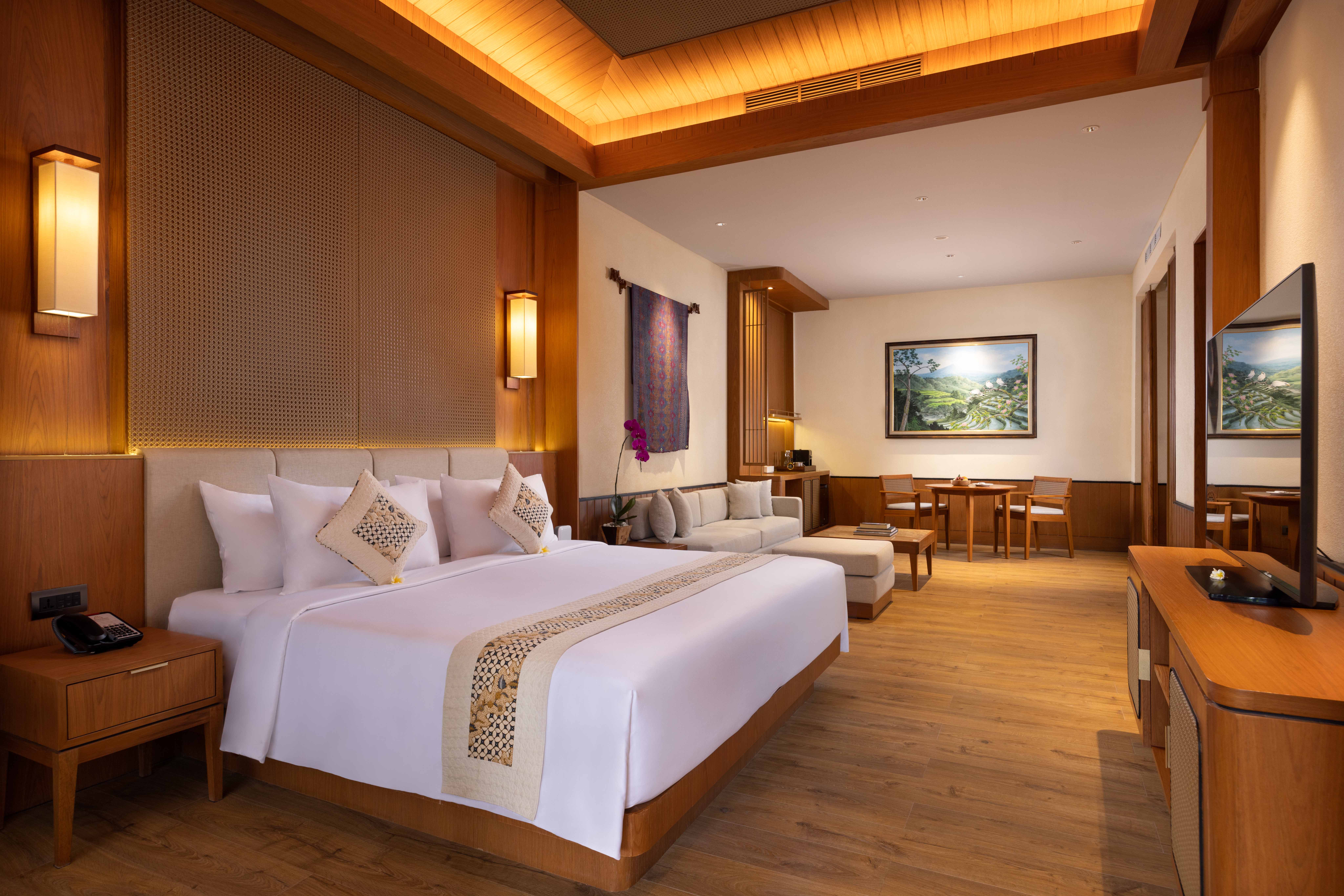 EARLY BOOKERS PRIVILEGE